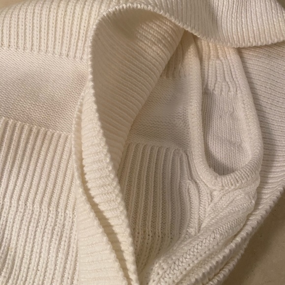 IROSweater top - Picture 3 of 4